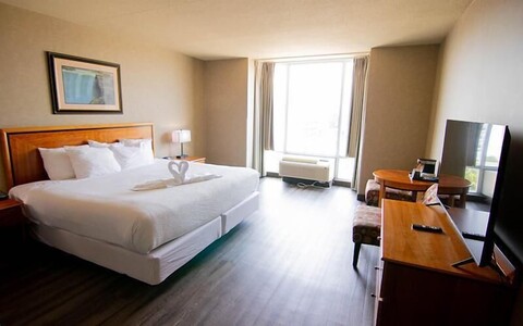 더 폴스 호텔 & 인