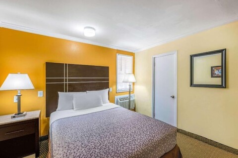 AC 로지, 비치와 보드워크 근처