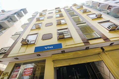 팹호텔 문 라이트