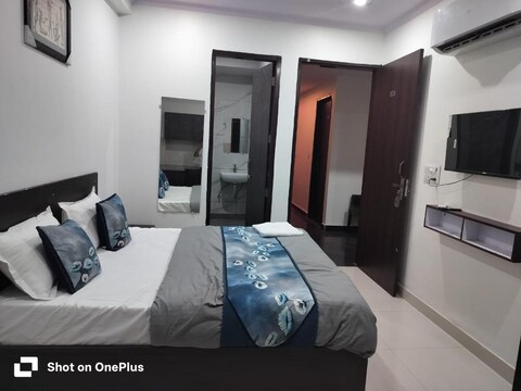 DD Green Residency Near Airport 