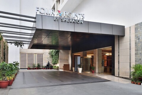 포 포인츠 바이 쉐라톤 자이푸르, 시티 스퀘어