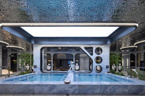 Yunshuige Hotel (Zhuhai Gongbei Port Zhuhai Station)