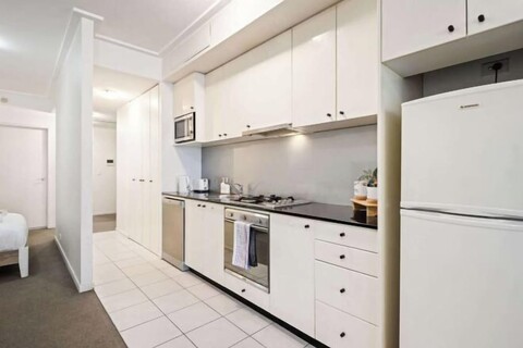 A Comfortable Studio Near Darling Harbour