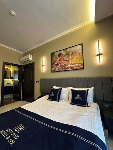 로프트 파크 호텔, 공항까지 10분