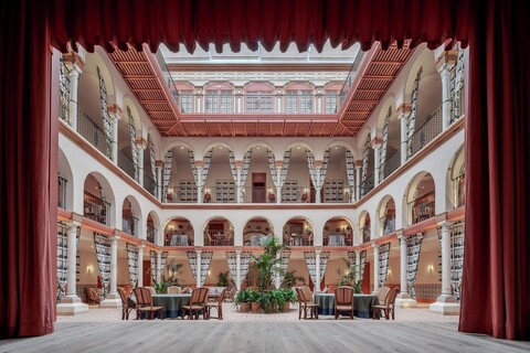 크리스틴 베드포르 세비야 부티크 호텔