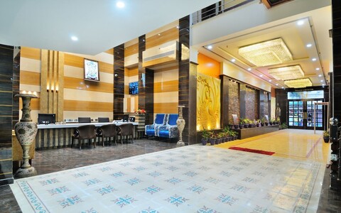 호텔 그랜드 우다브