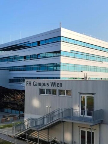 파보리트-룸스, 직접 메트로 연결 U1 투 센터 스테이션, 시티-센터 앤 에어포트