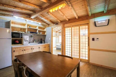 경주 읍성 독채 한옥