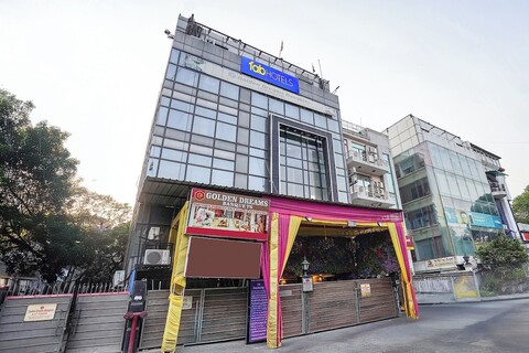 팹호텔 골든 아이 인