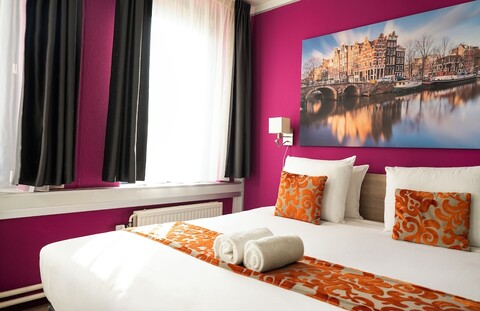 암스테르담 텔레포트 호텔