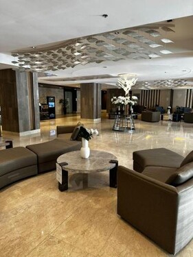 mall of asia Near Airport