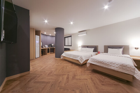 부산 서동 호텔 블랑