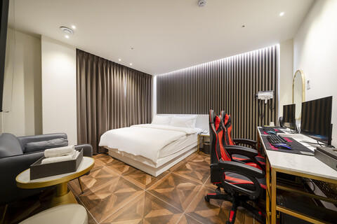 동대문역사문화공원역 라온