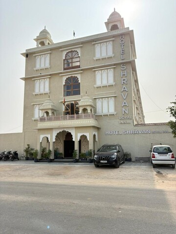 Hotel Shravan Royal Inn