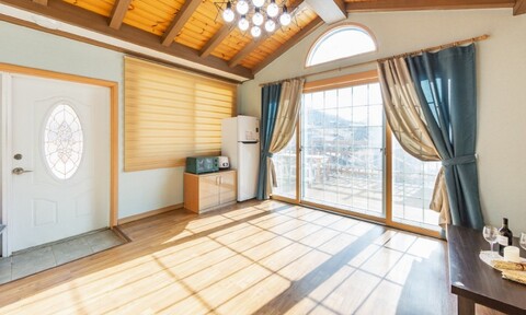 제천 충주빛나는월악펜션