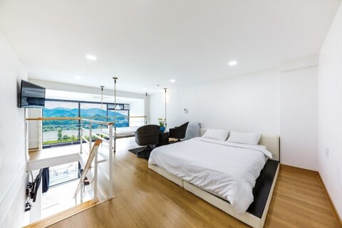 가평 엘프라도펜션