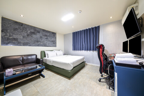 수원시청역 갤러리아호텔