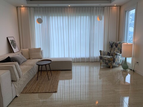 남해 애슬로우풀빌라