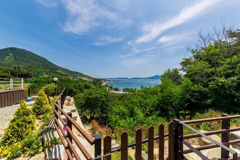 거제도 산이랑바다펜션