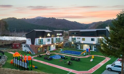 가평 쥬쥬키즈풀빌라