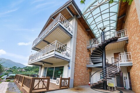 영월 동강힐하우스펜션