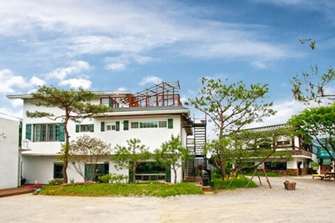 양평 아도니스펜션