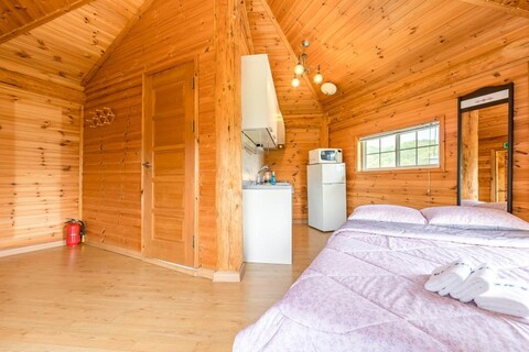 충주 와보라펜션