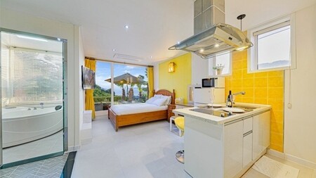 거제도 더그린스파 펜션