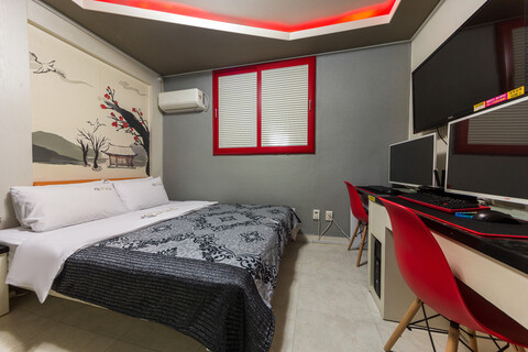 광주 상무 큐(Q)