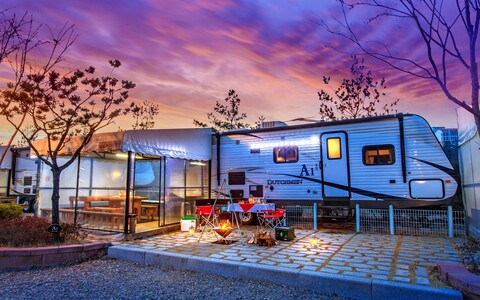 용인 캐리비안캠프 카라반펜션