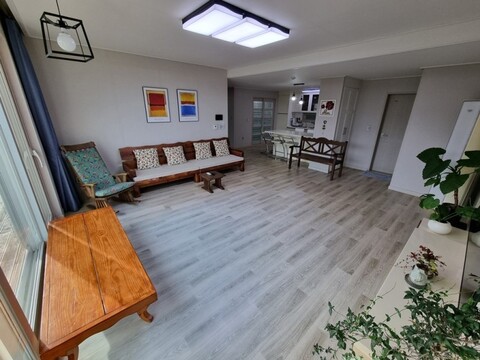 포항 산아래하우스펜션