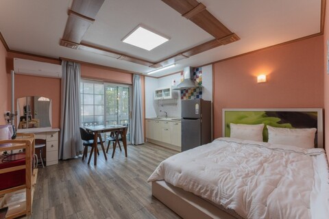 태안 몽산포메모리펜션