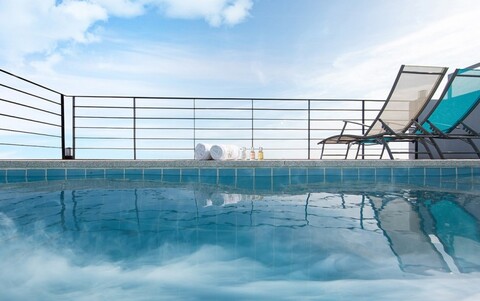 부산 메르벨르풀빌라