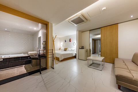 대전 용전 엑스와이엠