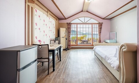 남해 고운미소펜션