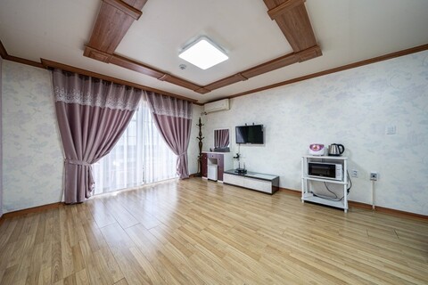 태안 노을빛언덕펜션