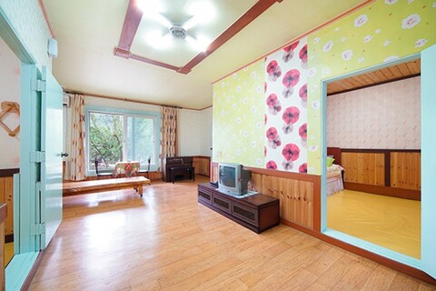 포천 호숫가의하얀집펜션