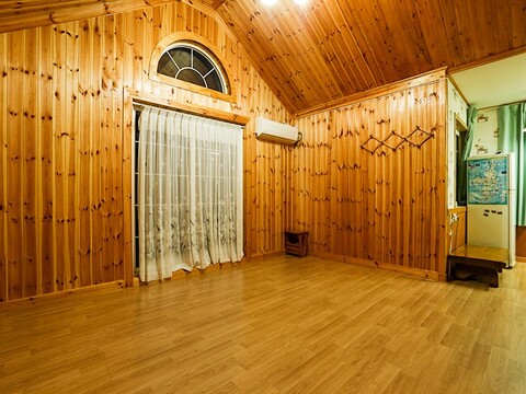 거제도 숲속소나무펜션