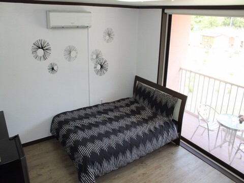 충주 달두루펜션