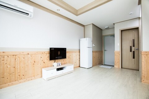 삼척 장호오렌지하우스펜션