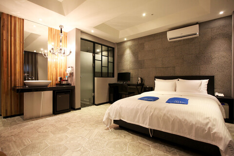 안산 Boutique Hotel 레니엘