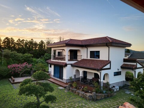 서귀포 걷다보면윤노리낭펜션