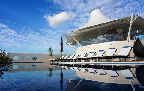 센세스 퀸타 아베니다 바이 아티즌 어른 전용