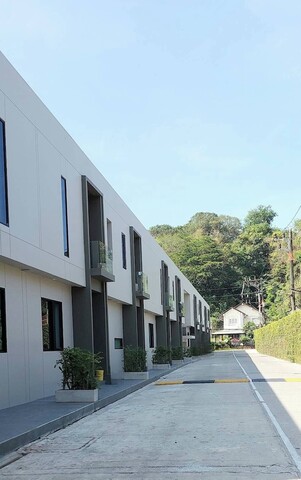 더 리젠트 스튜디오