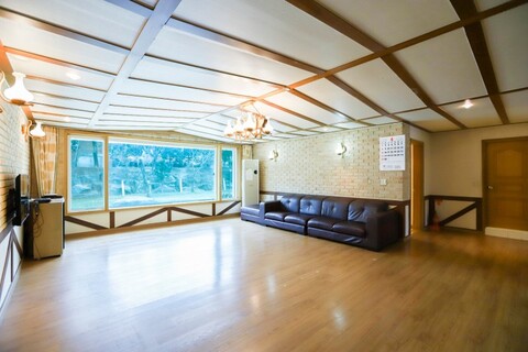 가평 돌마루펜션