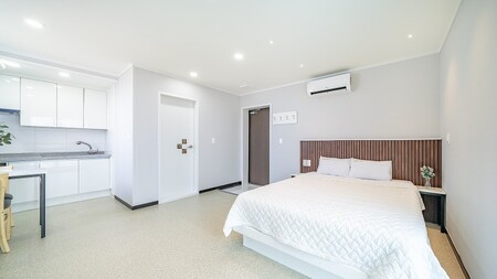 태안 바다너머펜션(학암포)