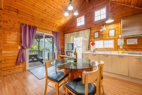 충주 충주호반펜션