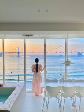 부산 스테이모먼트펜션