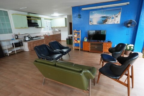 가평 코지앤이지펜션