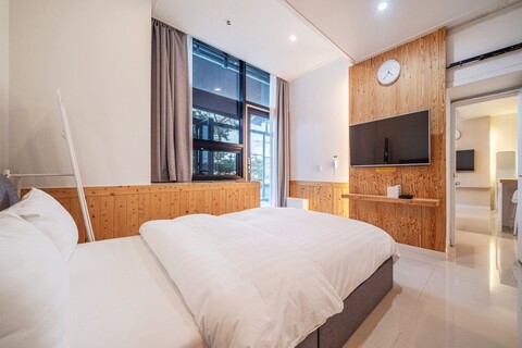 가평 화이트큐브24스파수영장펜션